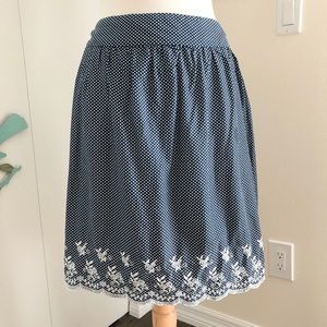 Dress Barn Skirt size L